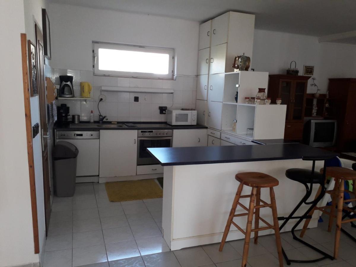Julia Vendeghaz Apartment Sarospatak Ngoại thất bức ảnh